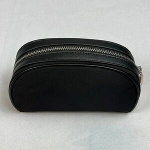 NWOT Cartwright The Clam Luxury Lockable Bag